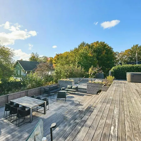 Bright Timber House With Outdoor And Sea View بيت للعطل Sonderby (Midtjylland)