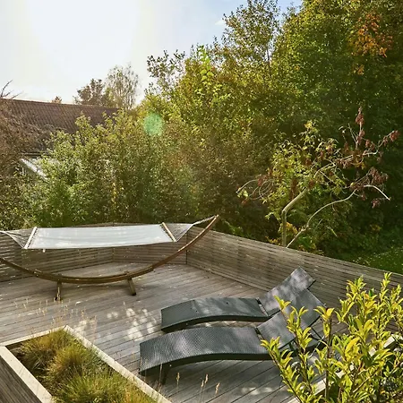 Bright Timber House With Outdoor And Sea View بيت للعطل
